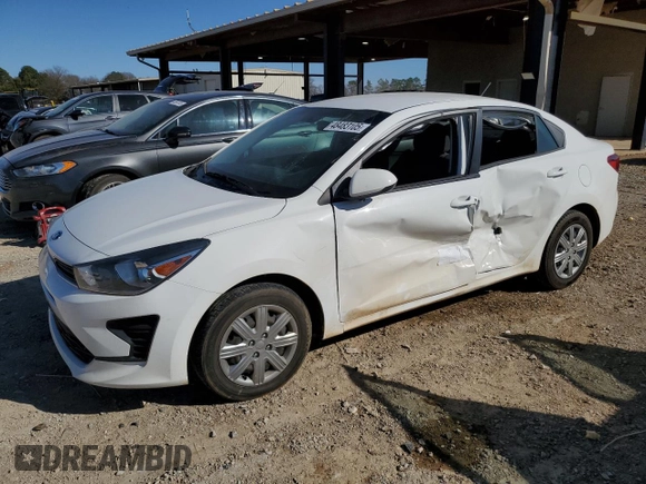 2021 Kia Rio LX with VIN 3KPA24AD1ME412352, listed as a Copart auction lot 48483105 with 70,968 mi miles and Salvage Title. Bid and sale history available at carsss.com. Image 1.