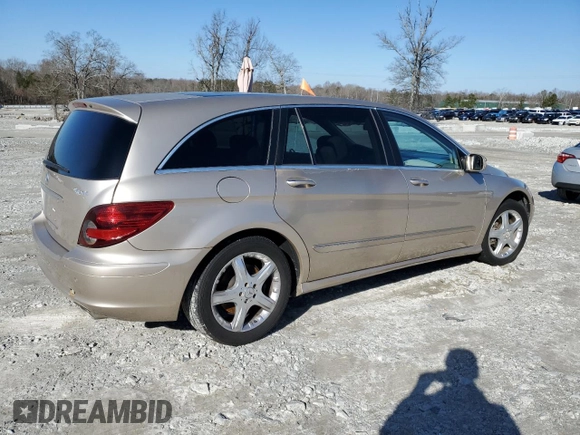 2007 Mercedes-Benz R 3.5L z VIN 4JGCB65E97A052371, wystawiony jako Copart lot #89096265 z przebiegiem 134 375 mil mil oraz Szkoda całkowita • Salvage title. Historia ofert i sprzedaży dostępna na DreamBid. Obrazek 3.
