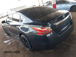 2015 Nissan Altima SL with VIN 1N4AL3AP3FN861361, listed as a IAAI auction lot 41886394 with 141,107 mi miles and . Bid and sale history available at DreamBid. Image 3.