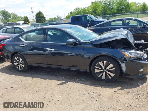 2019 Nissan Altima SV z VIN 1N4BL4DW9KN300931, wystawiony jako IAAI lot #42282164 z przebiegiem 114 986 mil mil oraz . Historia ofert i sprzedaży dostępna na DreamBid. Obrazek 13.