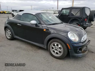 2012 MINI Cooper Coupe with VIN WMWSX1C58CT300340, listed as a Copart auction lot 42259775 with 67,085 mi miles and Clean Title. Bid and sale history available at carsss.com. Image 4.