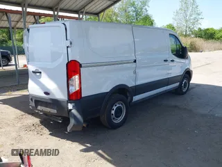 2021 Ford Transit Cargo z VIN 1FTBR1Y89MKA66720, wystawiony jako IAAI lot #42064777 z przebiegiem 112 171 mil mil oraz . Historia ofert i sprzedaży dostępna na DreamBid. Obrazek 4.