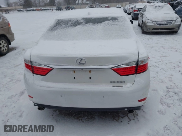 2015 Lexus ES with VIN JTHBK1GG1F2193282, listed as a IAAI auction lot 41238440 with 66,433 mi miles. Bid and sale history available at carsss.com. Image 16.