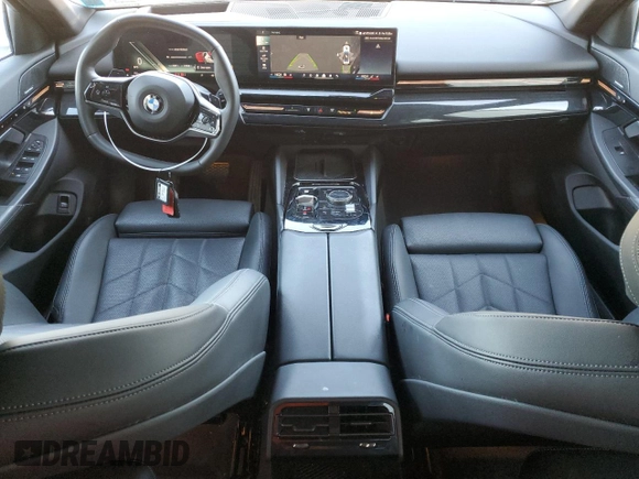 2024 BMW 5 Series 530i xDrive with VIN WBA53FJ0XRCS13397, listed as a Copart auction lot 88274725 with 21,337 mi miles and Clean Title. Bid and sale history available at carsss.com. Image 8.