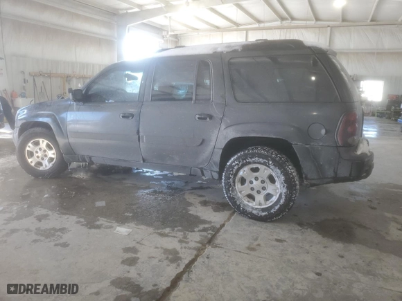 2005 Chevrolet TrailBlazer LS with VIN 1GNES16S756203638, listed as a Copart auction lot 41380725 with 0 mi miles and Salvage Title. Bid and sale history available at carsss.com. Image 2.