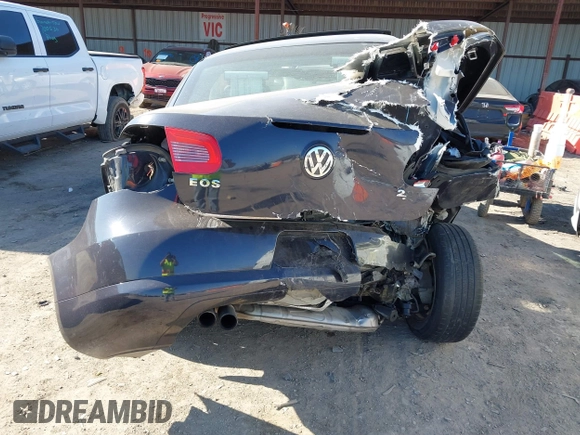 2010 Volkswagen Eos Komfort с VIN WVWBA7AH8AV024702, выставлен на аукционе IAAI как лот 41394958 с пробегом 161 602 миль миль и . История ставок и продаж доступна на DreamBid. Изображение 16.