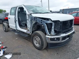 2023 Ford F-250 XL с VIN 1FT7W2BA6PEC73116, выставлен на аукционе IAAI как лот 42595189 с пробегом 15 778 миль миль и . История ставок и продаж доступна на DreamBid. Изображение 1.