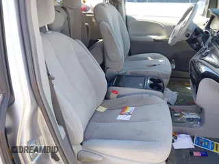 2014 Toyota Sienna LE AAS with VIN 5TDKK3DC4ES464406, listed as a IAAI auction lot 42296795 with 170,320 mi miles and . Bid and sale history available at DreamBid. Image 5.