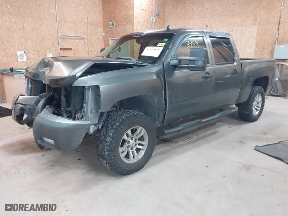 2011 Chevrolet Silverado 1500 LTZ with VIN 3GCPKTE30BG274116, listed as a IAAI auction lot 41231959 with 183,252 mi miles. Bid and sale history available at carsss.com. Image 18.