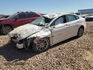 2020 Ford Fusion Hybrid SE with VIN 3FA6P0LU8LR259611, listed as a Copart auction lot 46892325 with 101,817 mi miles and Salvage Title. Bid and sale history available at carsss.com. Image 1.