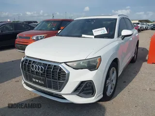 2022 Audi Q3 S line Premium z VIN WA1DECF34N1086088, wystawiony jako IAAI lot #42102694 z przebiegiem 81 530 mil mil oraz . Historia ofert i sprzedaży dostępna na DreamBid. Obrazek 17.