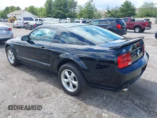 2007 Ford Mustang GT Deluxe with VIN 1ZVHT82H275346816, listed as a IAAI auction lot 42341547 with 89,870 mi miles and . Bid and sale history available at DreamBid. Image 3.