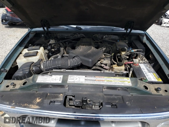 1999 Ford Explorer XLT z VIN 1FMZU32E7XUC57161, wystawiony jako Copart lot #58804815 z przebiegiem 171 355 mil mil oraz Czysty tytuł • Clean title. Historia ofert i sprzedaży dostępna na DreamBid. Obrazek 12.