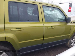 2012 Jeep Patriot Sport with VIN 1C4NJPBB9CD579786, listed as a IAAI auction lot 41963712 with 194,049 mi miles and . Bid and sale history available at DreamBid. Image 13.