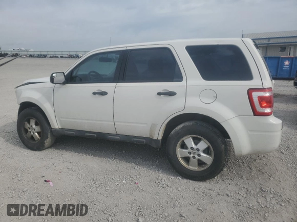 2011 Ford Escape XLS z VIN 1FMCU9C71BKC61705, wystawiony jako Copart lot #53281065 z przebiegiem 206 804 mil mil oraz Szkoda całkowita • Salvage title. Historia ofert i sprzedaży dostępna na DreamBid. Obrazek 2.