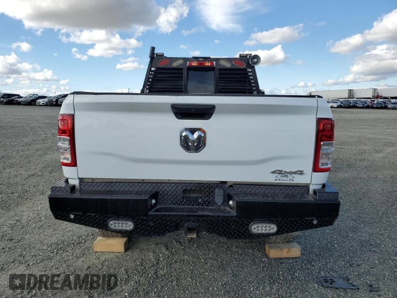 2022 Ram 2500 Tradesman with VIN 3C6UR5HL7NG335589, listed as a Copart auction lot 47782855 with 59,901 mi miles and Salvage title. Bid and sale history available at DreamBid. Image 6.