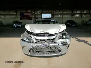 2020 Lexus ES 300h z VIN 58AD21B17LU005849, wystawiony jako Copart lot #63084095 z przebiegiem 30 738 mil mil oraz Szkoda całkowita • Salvage title. Historia ofert i sprzedaży dostępna na DreamBid. Obrazek 13.