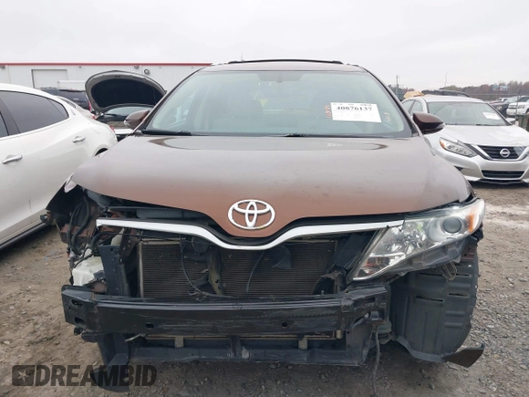 2013 Toyota Venza LE with VIN 4T3BA3BB6DU035570, listed as a IAAI auction lot 40876137 with 176,446 mi miles. Bid and sale history available at carsss.com. Image 13.