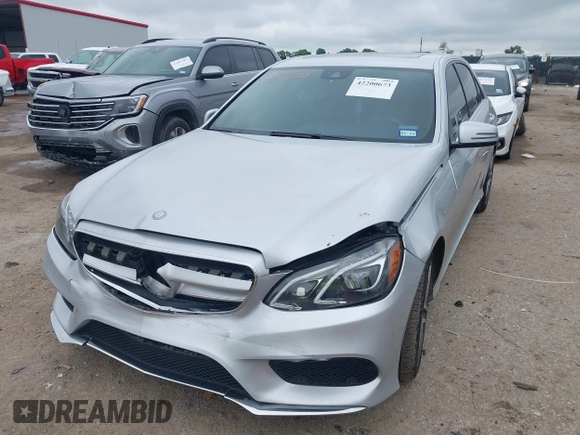 2016 Mercedes-Benz E 350 Luxury z VIN WDDHF8JB5GB217208, wystawiony jako IAAI lot #42200673 z przebiegiem 132 802 mil mil oraz . Historia ofert i sprzedaży dostępna na DreamBid. Obrazek 17.