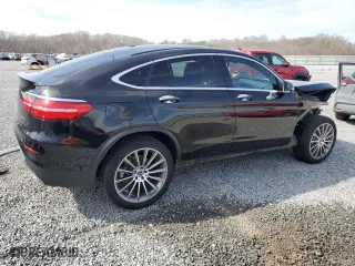 2019 Mercedes-Benz GLC with VIN WDC0J4KB8KF598819, listed as a Copart auction lot 49223885 with 59,937 mi miles and Salvage Title. Bid and sale history available at carsss.com. Image 3.