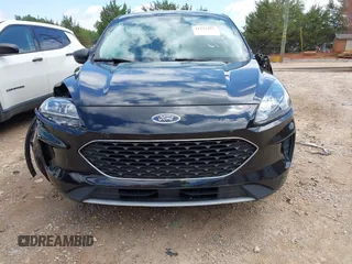 2022 Ford Escape SE с VIN 1FMCU0G65NUA54496, выставлен на аукционе IAAI как лот 42325251 с пробегом 29 268 миль миль и . История ставок и продаж доступна на DreamBid. Изображение 12.