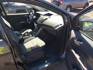 2016 Ford Escape SE with VIN 1FMCU9GX7GUA58243, listed as a IAAI auction lot 41856764 with 50,129 mi miles and . Bid and sale history available at DreamBid. Image 5.