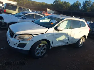 2013 Volvo XC60 3.2L z VIN YV4952DLXD2385728, wystawiony jako IAAI lot #41157089 z przebiegiem 146 146 mil mil oraz . Historia ofert i sprzedaży dostępna na DreamBid. Obrazek 6.