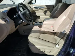2018 Nissan Pathfinder SV z VIN 5N1DR2MMXJC658758, wystawiony jako Copart lot #54649225 z przebiegiem 85 657 mil mil oraz Szkoda całkowita • Salvage title. Historia ofert i sprzedaży dostępna na DreamBid. Obrazek 7.