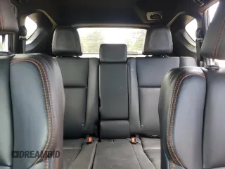2017 Toyota RAV4 SE z VIN 2T3NFREVXHW366861, wystawiony jako Copart lot #53185445 z przebiegiem 109 386 mil mil oraz Szkoda całkowita • Salvage title. Historia ofert i sprzedaży dostępna na DreamBid. Obrazek 10.