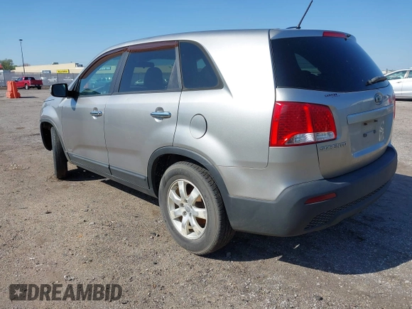 2012 Kia Sorento LX with VIN 5XYKTDA67CG282792, listed as a IAAI auction lot 41964825 with 175,654 mi miles. Bid and sale history available at carsss.com. Image 3.