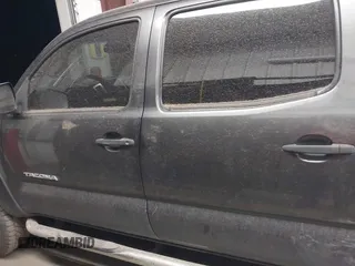 2013 Toyota Tacoma z VIN 3TMLU4EN5DM119775, wystawiony jako IAAI lot #41999062 z przebiegiem 122 757 mil mil oraz . Historia ofert i sprzedaży dostępna na DreamBid. Obrazek 14.