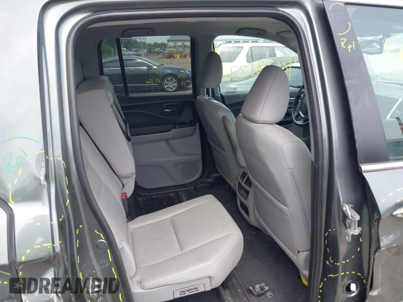 2018 Honda Ridgeline RTL-T with VIN 5FPYK3F61JB013733, listed as a IAAI auction lot 42548122 with 92,407 mi miles and . Bid and sale history available at DreamBid. Image 8.