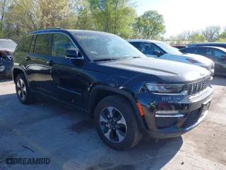 2024 Jeep Grand Cherokee 4xe with VIN 1C4RJYB64RC720580, listed as a IAAI auction lot 42019400 with 45,542 mi miles. Bid and sale history available at carsss.com. Image 1.