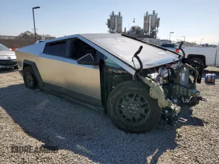2024 Tesla Cybertruck Cyberbeast z VIN 7G2CEHEE3RA011732, wystawiony jako Copart lot #47046165 z przebiegiem 6 109 mil mil oraz Czysty tytuł • Clean title. Historia ofert i sprzedaży dostępna na DreamBid. Obrazek 4.