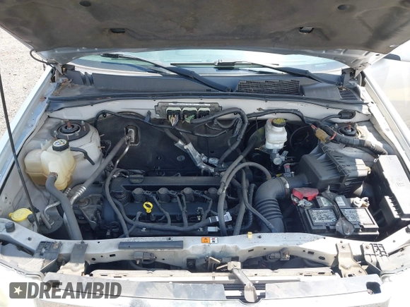 2011 Ford Escape Limited с VIN 1FMCU9E78BKA36193, выставлен на аукционе IAAI как лот 42609040 с пробегом 175 439 миль миль и . История ставок и продаж доступна на DreamBid. Изображение 10.