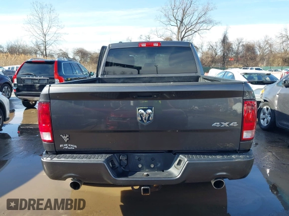 2018 Ram 1500 Tradesman with VIN 1C6RR7FT2JS208952, listed as a IAAI auction lot 41571537 with 116,709 mi miles and . Bid and sale history available at DreamBid. Image 15.