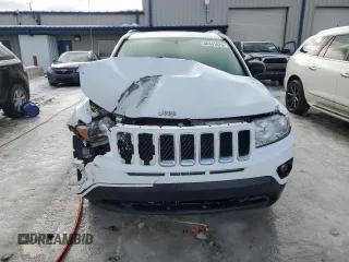 2011 Jeep Compass Limited with VIN 1J4NF5FB5BD210965, listed as a Copart auction lot 44441675 with 0 mi miles and Clean Title. Bid and sale history available at carsss.com. Image 5.