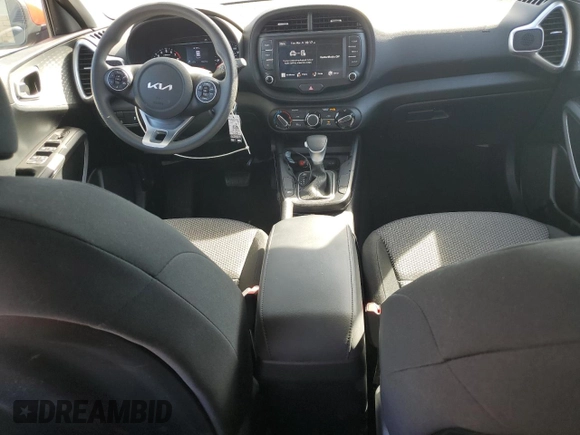 2022 Kia Soul LX with VIN KNDJ23AU0N7183707, listed as a Copart auction lot 47773255 with 30,228 mi miles and Salvage Title. Bid and sale history available at carsss.com. Image 8.