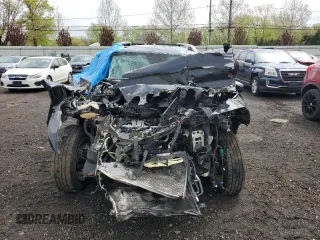 2015 Jeep Cherokee Latitude z VIN 1C4PJMCS2FW753051, wystawiony jako Copart lot #55651655 z przebiegiem 116 766 mil mil oraz Szkoda całkowita • Salvage title. Historia ofert i sprzedaży dostępna na DreamBid. Obrazek 5.