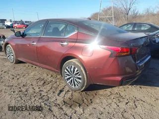 2023 Nissan Altima SV z VIN 1N4BL4DW5PN408860, wystawiony jako IAAI lot #41427683 z przebiegiem 12 248 mil mil oraz . Historia ofert i sprzedaży dostępna na DreamBid. Obrazek 3.