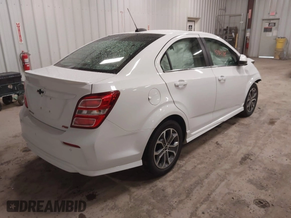2019 Chevrolet Sonic LT с VIN 1G1JD5SB3K4148085, выставлен на аукционе IAAI как лот 42362745 с пробегом 140 839 миль миль и . История ставок и продаж доступна на DreamBid. Изображение 4.