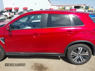 2023 Mitsubishi Outlander ES z VIN JA4ARUAU7PU009973, wystawiony jako IAAI lot #41739275 z przebiegiem 39 215 mil mil oraz . Historia ofert i sprzedaży dostępna na DreamBid. Obrazek 14.