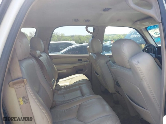 2003 Chevrolet Tahoe LS with VIN 1GNEK13ZX3J208960, listed as a IAAI auction lot 42015424 with 336,642 mi miles. Bid and sale history available at carsss.com. Image 8.