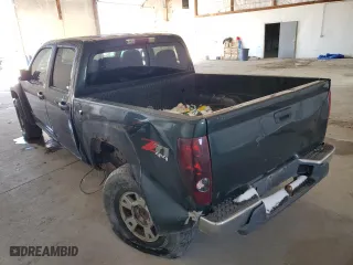 2005 Chevrolet Colorado 1SF LS Z71 with VIN 1GCDT136658124524, listed as a Copart auction lot 89008035 with 247,984 mi miles and Salvage Title. Bid and sale history available at carsss.com. Image 2.