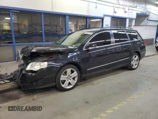 2008 Volkswagen Passat Komfort z VIN WVWLK73C28E080227, wystawiony jako Copart lot #46614995 z przebiegiem 193 214 mil mil oraz Szkoda całkowita • Salvage title. Historia ofert i sprzedaży dostępna na DreamBid. Obrazek 1.