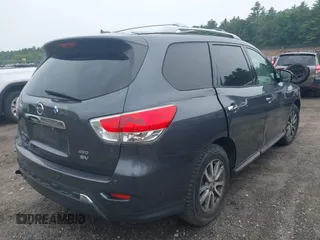 2013 Nissan Pathfinder SL with VIN 5N1AR2MM8DC627080, listed as a IAAI auction lot 42393981 with 236,401 mi miles and . Bid and sale history available at DreamBid. Image 4.