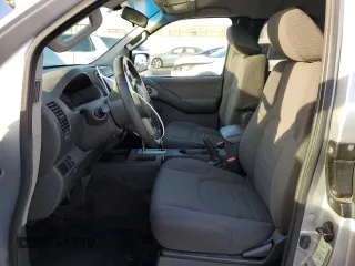 2014 Nissan Frontier S z VIN 1N6BD0CT2EN706896, wystawiony jako Copart lot #44182555 z przebiegiem 133 205 mil mil oraz Szkoda całkowita • Salvage title. Historia ofert i sprzedaży dostępna na DreamBid. Obrazek 7.