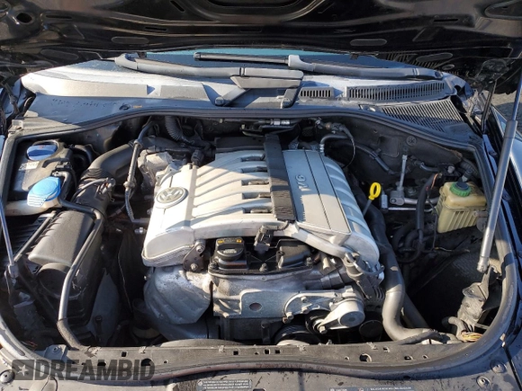 2008 Volkswagen Touareg 2 V6 with VIN WVGBE77L38D003283, listed as a Copart auction lot 52782155 with 3,292,025 mi miles and Salvage Title. Bid and sale history available at carsss.com. Image 12.