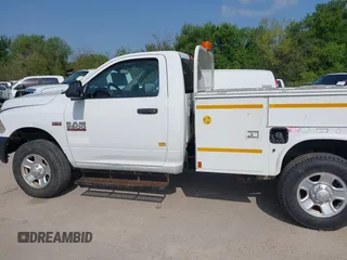 2015 Ram 2500 z VIN 3C7WR5AJ9FG551832, wystawiony jako IAAI lot #41925860 z przebiegiem 170 478 mil mil oraz . Historia ofert i sprzedaży dostępna na DreamBid. Obrazek 14.
