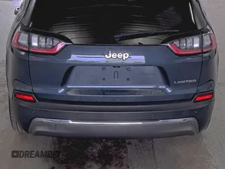 2020 Jeep Cherokee Limited с VIN 1C4PJLDB4LD538349, выставлен на аукционе IAAI как лот 42772992 с пробегом 58 738 миль миль и . История ставок и продаж доступна на DreamBid. Изображение 10.